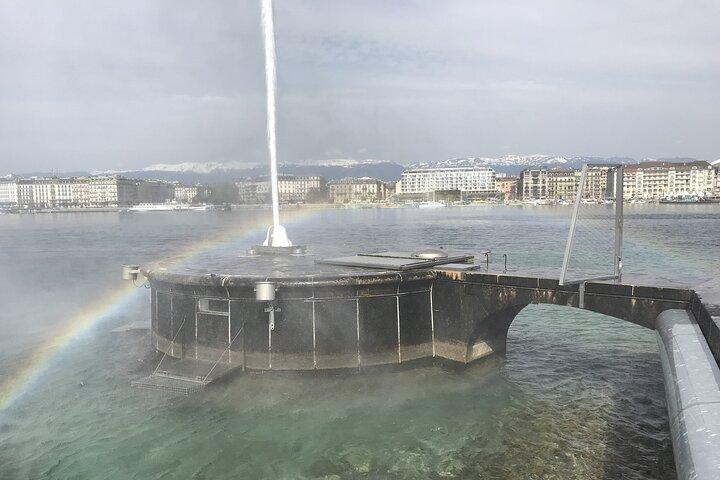 ジュネーブの噴水：街の象徴を巡るガイド付きツアー