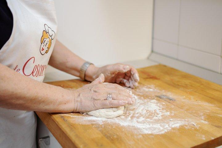 Authentieke Focaccia Class aan de Ligurische Rivièra in Chiavari