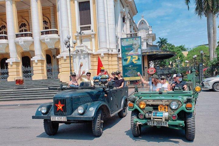 Jeep Tour Through Hanoi – A Unique Way to See the Capital