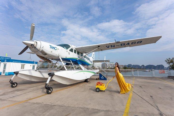 Halong Bay Scenic Seaplane Flight - 25 Minutes on The Sky