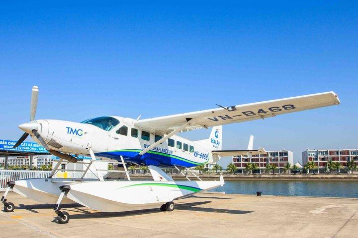 Idrovolante turistico di 25 minuti sopra la baia di Halong dal cielo