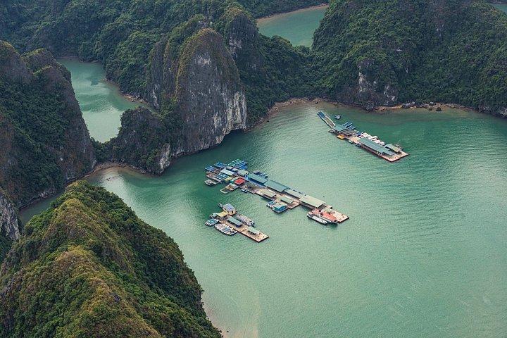 独占チャーター水上飛行機ツアー：ハロン湾のプレミアハイライト