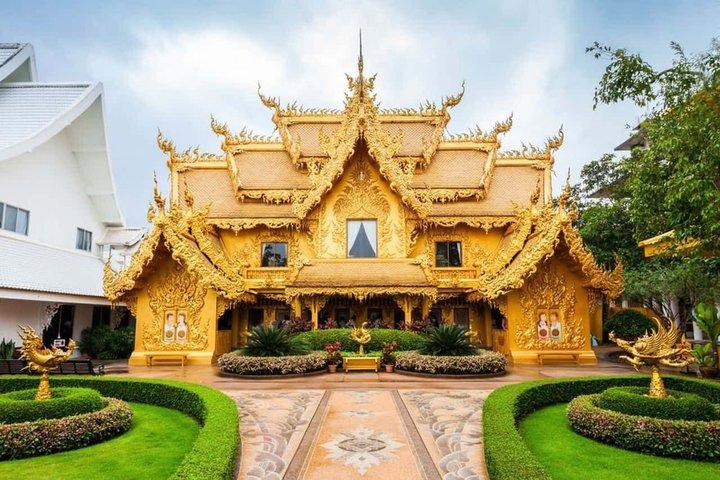 Chiang Mai White and Blue Temple Museu Negro e Triângulo Dourado