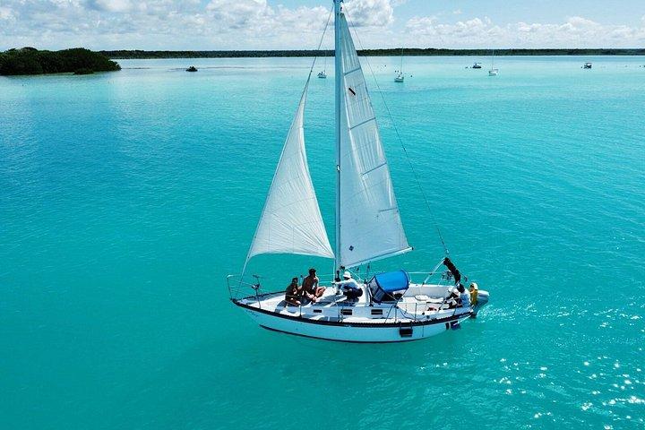 Slow Sailing Bacalar Experience con snack e bevande