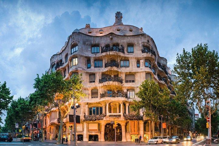 TOP Barcelona : Private guided tour with your mobile