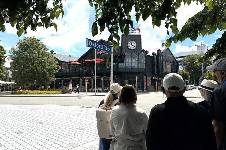 クライストチャーチガイド付きウォーキングツアー（ワイン試飲付き）
