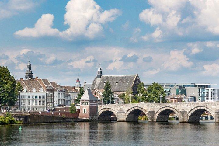 TOP Maastricht: Privat guidad tur med din mobil