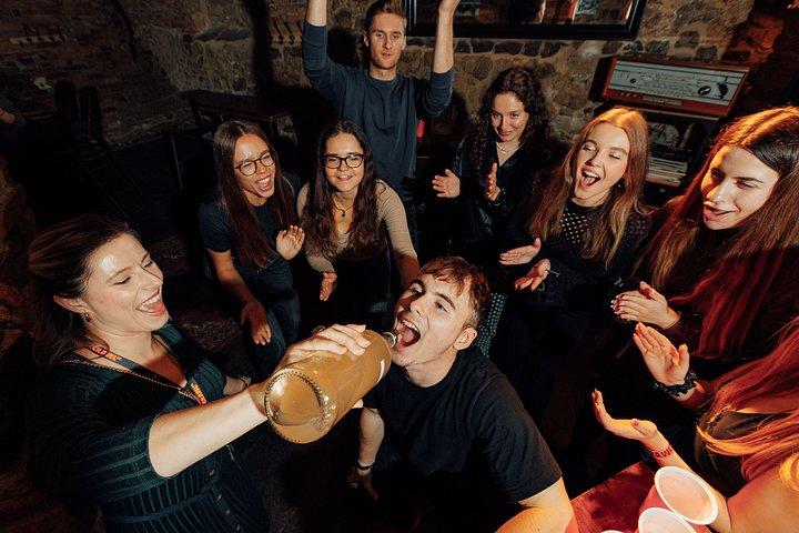 The Crawl Co Pub Crawl in Hamburg Free Beer and Shots