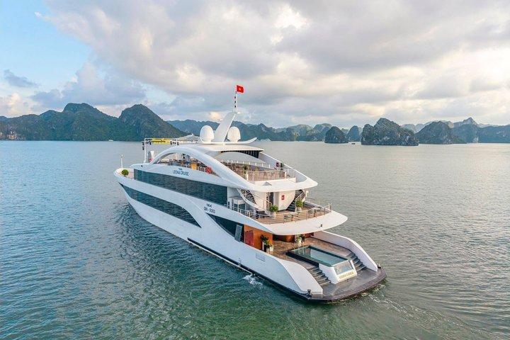 Privétransfer met luxe dagcruise Halong Bay vanuit Hanoi