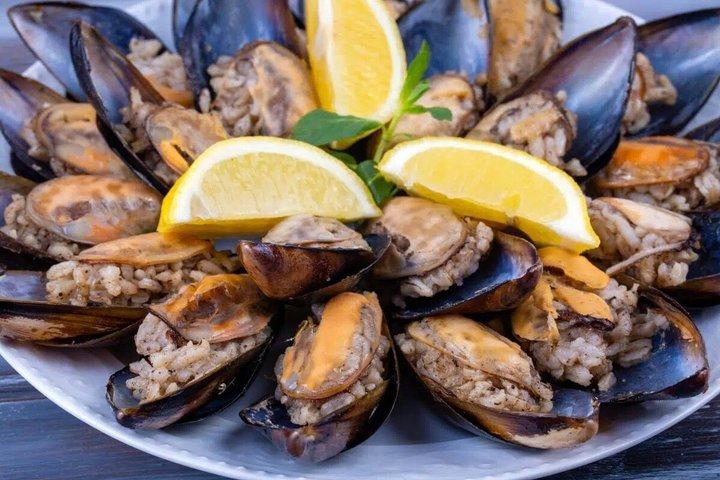 Istanbul Food Tour 30 Tasting Stops with Audio Maps Written Guide