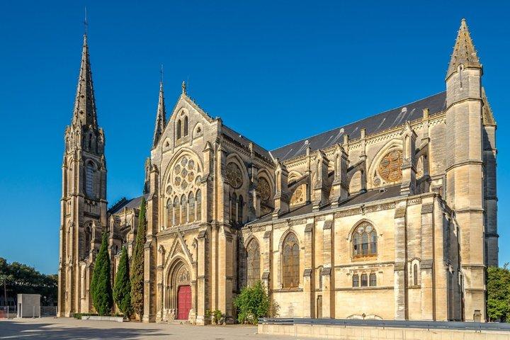 Nîmes Visite audioguidée à pied 1h10 et 18 commentaires audios