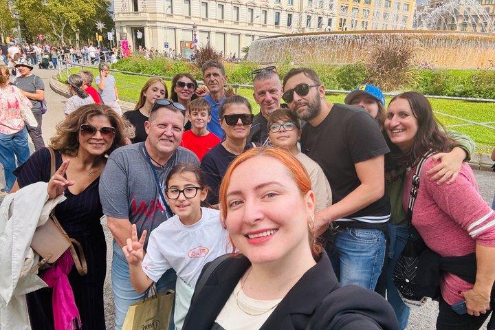 Best of Barcelona: Sagrada Familia, Gaudi & Candy Tasting Tour