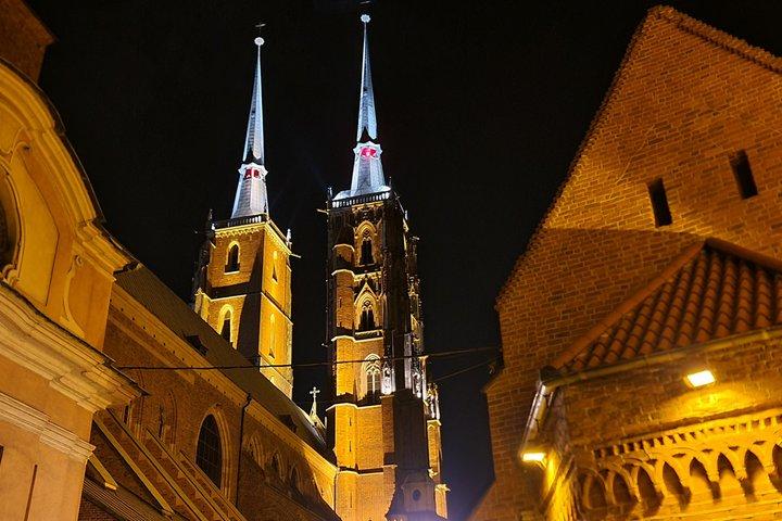 ヴロツワフの夜の街歩き、2時間（少人数グループ）