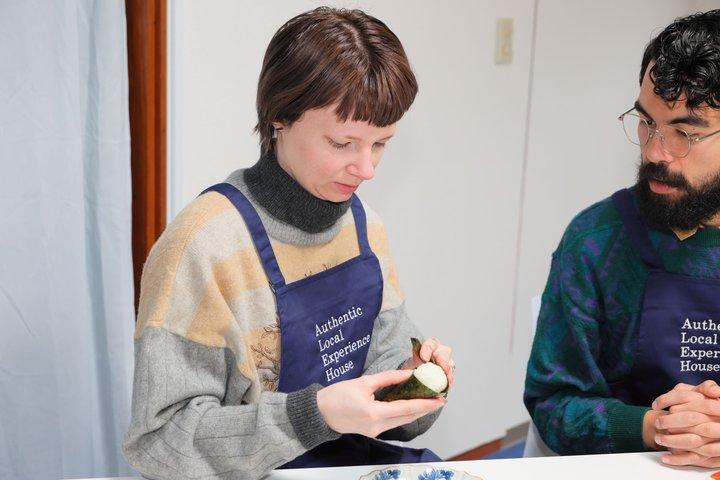 Nara: Authentic Onigiri Cooking Class & Meal in a Local Home
