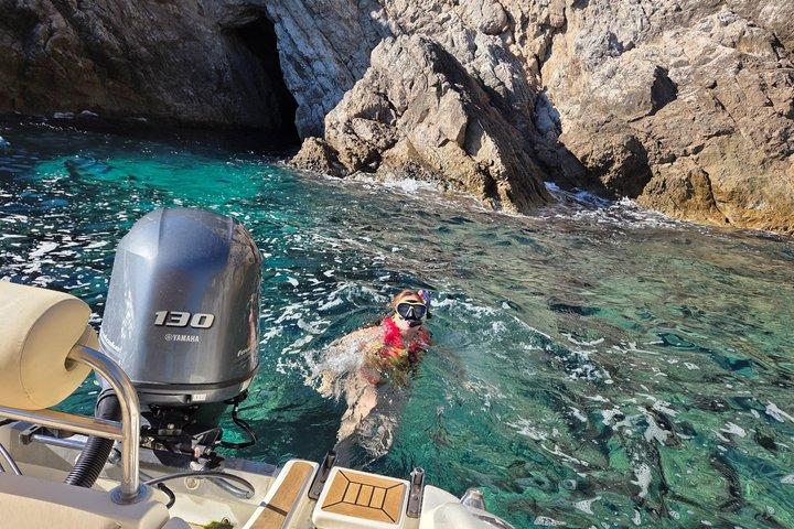 Privé Blue Cave & 7 Caves Speedboottour + Drankjes & Snorkel