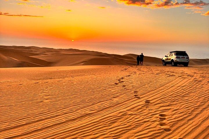 Sandwich Harbour 4x4 Tour al tramonto
