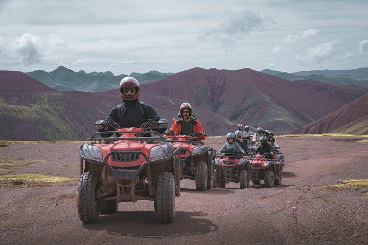 Rainbow Mountain Peru + Red Valley mit ATVs GANZTAGESTOUR