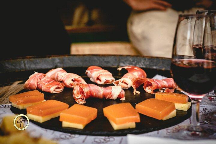 リスボン食と文化ツアー：アルファマ、モウラリア、バイシャ