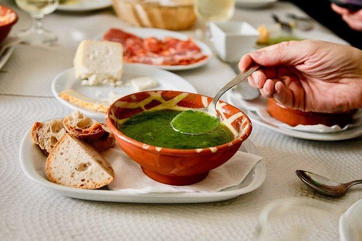リスボン食と文化ツアー：アルファマ、モウラリア、バイシャ