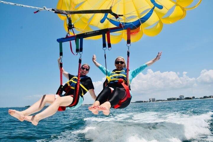 Parasailing rund um St. Pete Beach