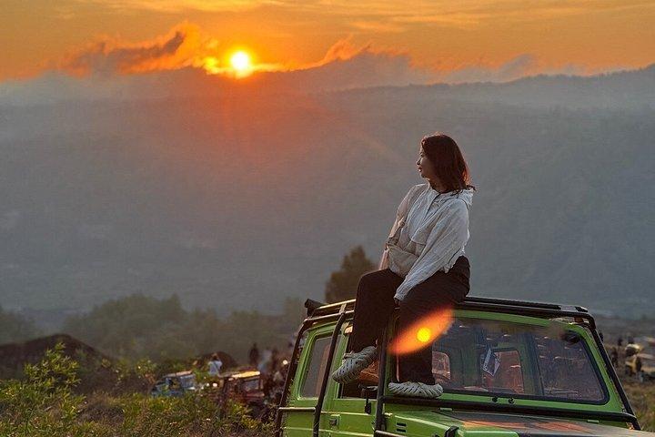 Tour in jeep al tramonto sul Monte Batur Viste panoramiche e approfondimenti locali
