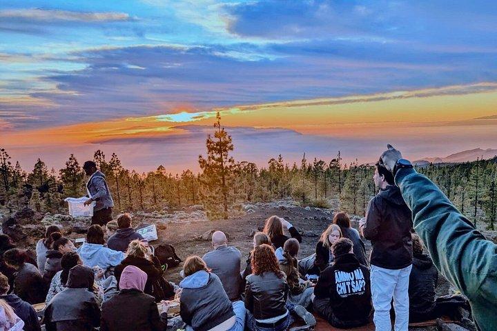 テイデ火山の夕日とディナー、そして星空観賞