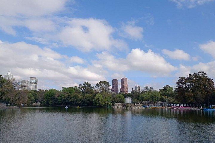 Zona Rosa and Chapultepec Forest Cultural Walking Tour