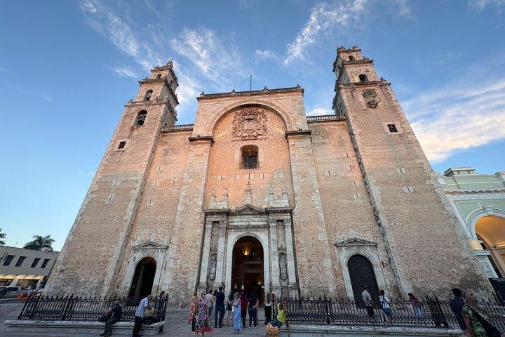 Gåtur på tværs af det historiske centrum i Merida