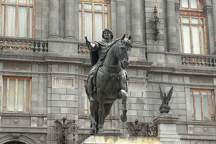 Recorrido a pie por la Ciudad de México para explorar su patrimonio cultural
