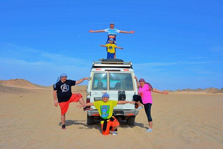 Hurghada Desert VIP Super Safari-VTT-Buggy-Camel-BBQ& coucher de soleil&Spectacle