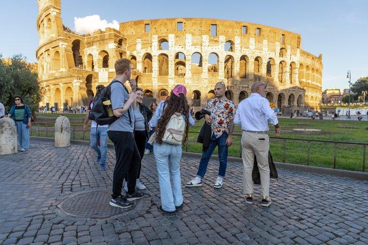 La vida de Julio César: recorrido a pie privado de medio día por Roma