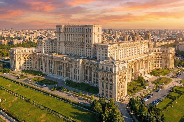 Visite guidée de Bucarest : Parlement, Ceausescu & Musée du Village