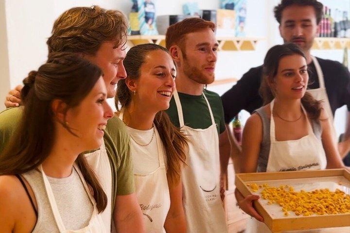 Autentico Tortellini fatti a mano Cooking Class
