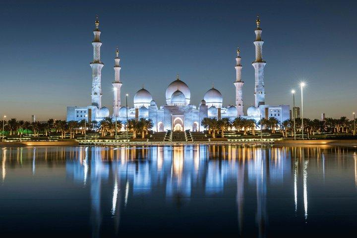 Abu Dhabi : visite privée à pied avec un guide (visite privée)