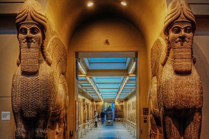 大英博物館のガイドツアー 発見の遺物と歴史