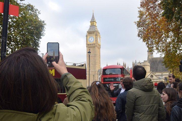 Londons mest underholdende tur: magi, historie og latter