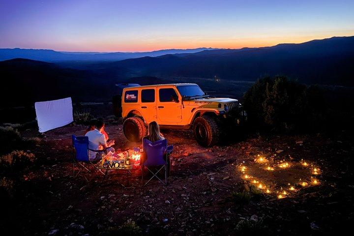 Serata cinematografica privata all'aperto di Las Vegas nel deserto