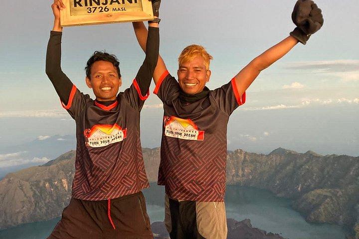 Mt Rinjani Trekking 2 Days 1 Night Summit