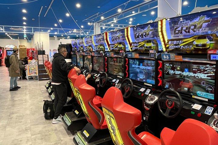 サンシャインシティでプライベート池袋アニメゲーム＆カルチャーツアー