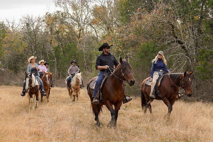45 Minutes Trail Ride Near Nashville