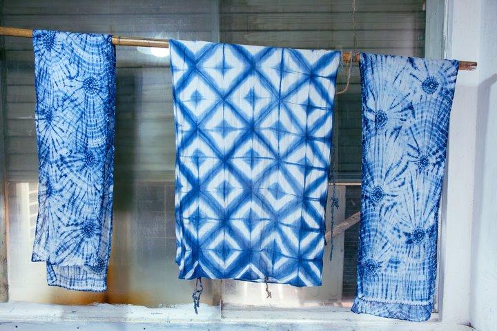 Hanoi Indigo Workshop Tie Dye Experience con artigiani locali