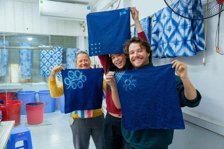 Hanoi Indigo Workshop Tie Dye Experience con artigiani locali