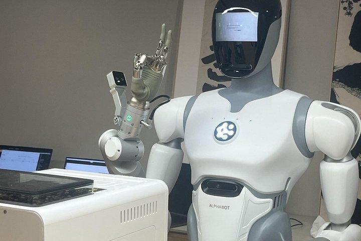Shenzhen Tour : Robotaxis, IA Robots & Drone Delivery Experience