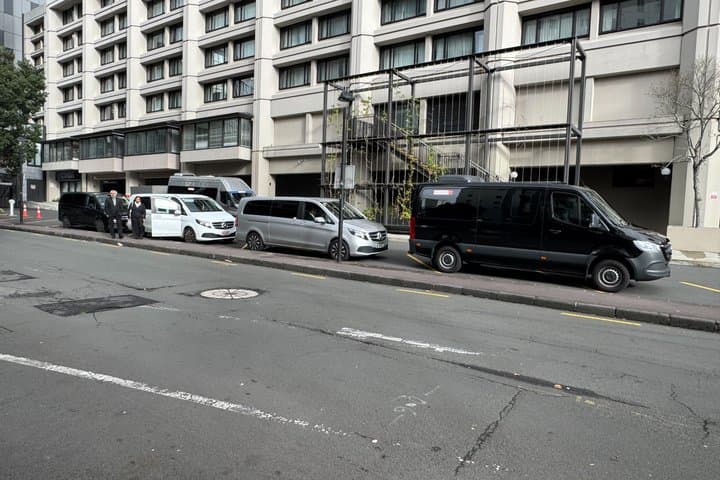 Auckland Cruise Wharf & Airport Transfers