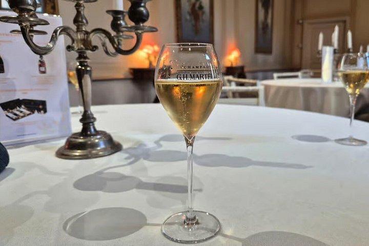 パリ発プライベートシャンパーニュ日帰り旅行7つのテイスティング＆ランチ付き