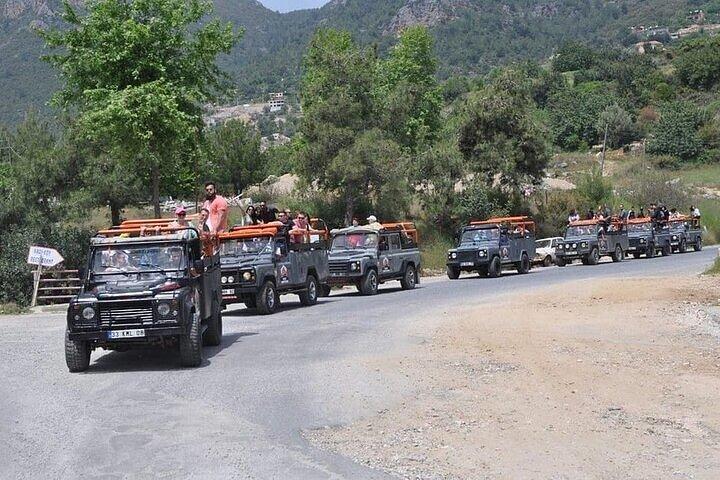 Alanya Jeep Safari met Dim River, Lunch en Off-Road Avontuur