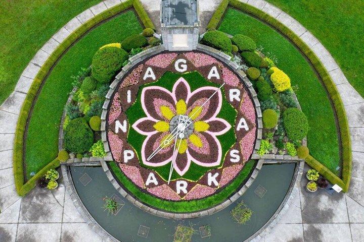 Niagara Falls Day Tour from Toronto: Cruise & Behind Falls