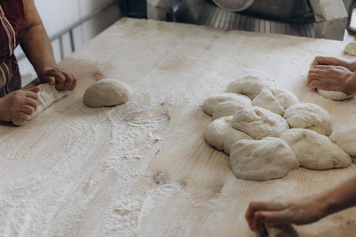 プライベート・カレイチ散策ツアーとギョズレメ作り体験