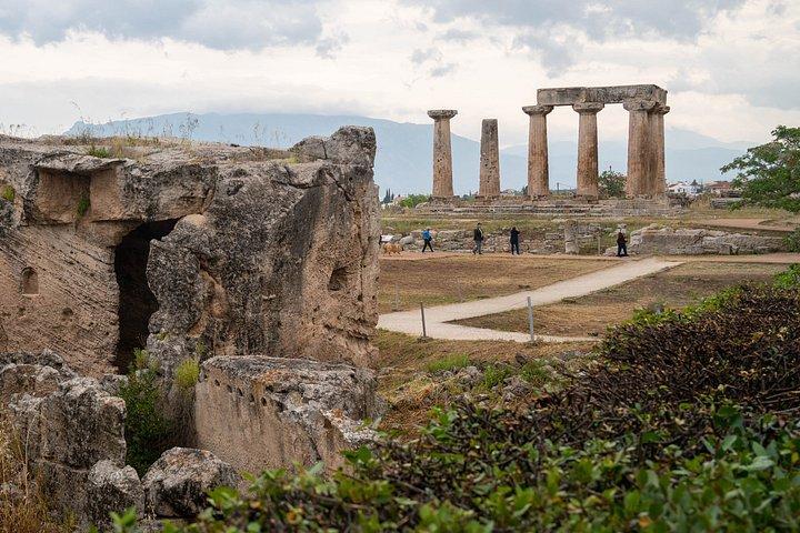3days: Athens Corinth, Delphi, monasteries, cave, 300 battlefield