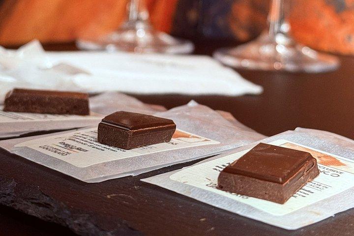 チョコレート工場でラム酒とチョコレートの試飲